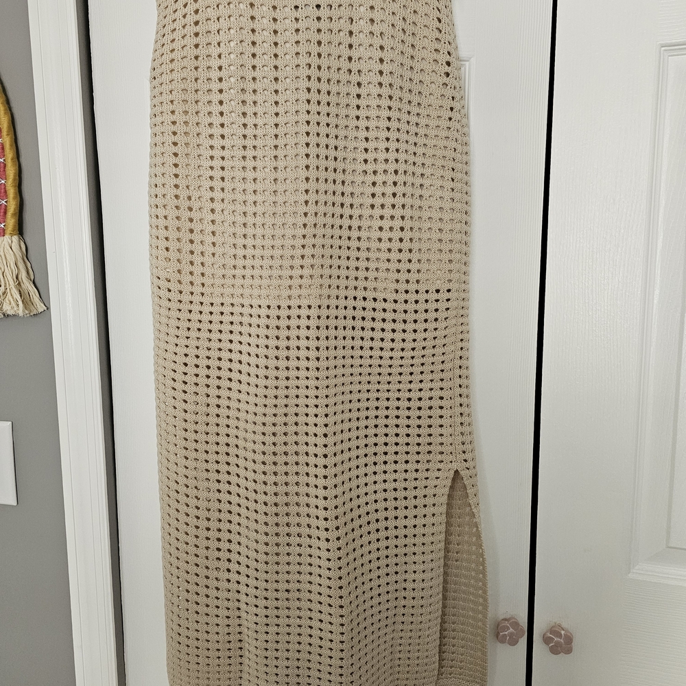 Chic Beige Knit Maxi Skirt